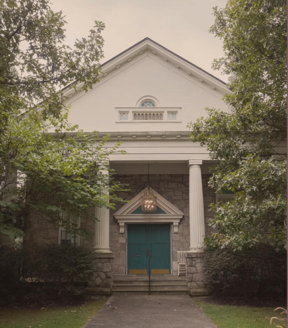 Sciatica Relief & Deep Tissue Massage Atlanta | Female Owned Boutique sciatica relief atlanta, deep tissue massage for nerve pain, ashiatsu barefoot massage ormewood park, female massage therapist near grant park, located at ormewood presbyterian church